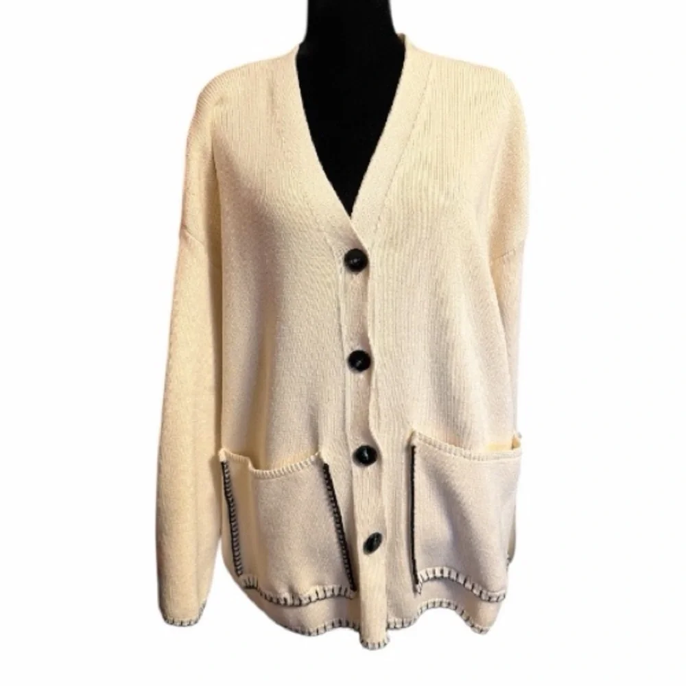 🆕 Zara Knit Cardigan With Contrast Topstitching in Cream - Picture 12 of 13